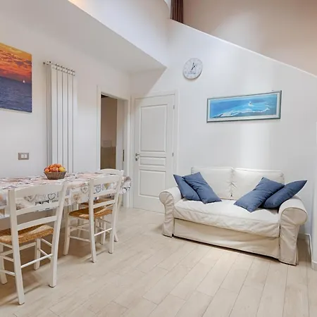 Il Piccolo Scrigno - Comfy & X5 * Castellammare del Golfo